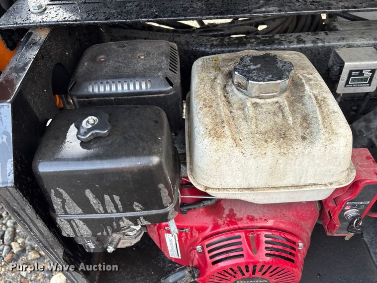 image for item YA2021 2023 Equipter 4000 roofing debris trailer