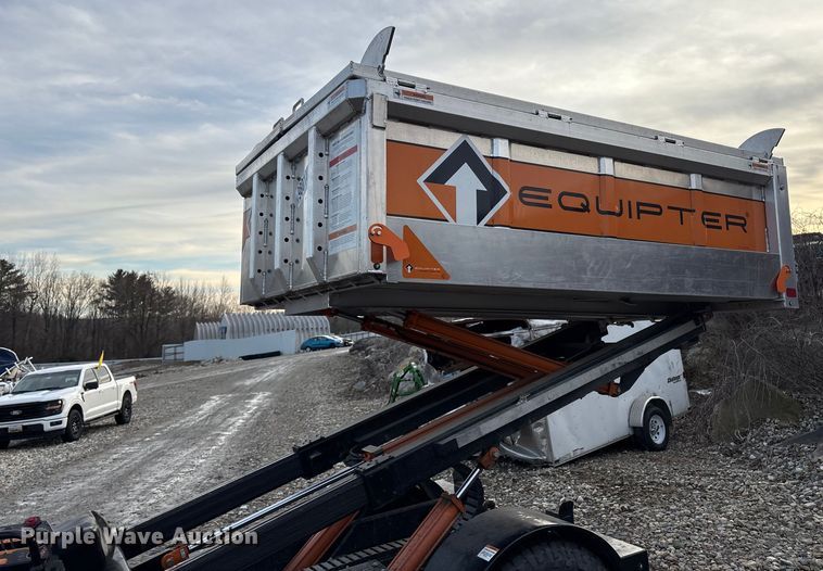 image for item YA2021 2023 Equipter 4000 roofing debris trailer