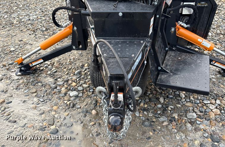 image for item YA2021 2023 Equipter 4000 roofing debris trailer