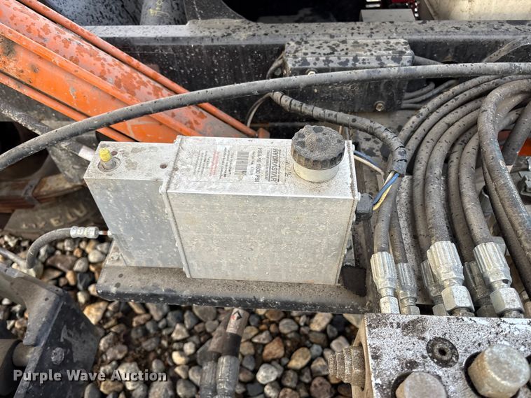 image for item YA2021 2023 Equipter 4000 roofing debris trailer