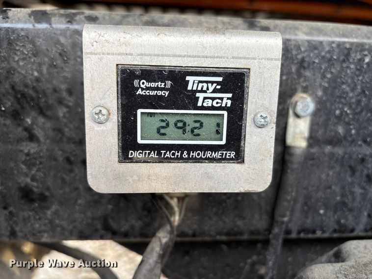 image for item YA2021 2023 Equipter 4000 roofing debris trailer