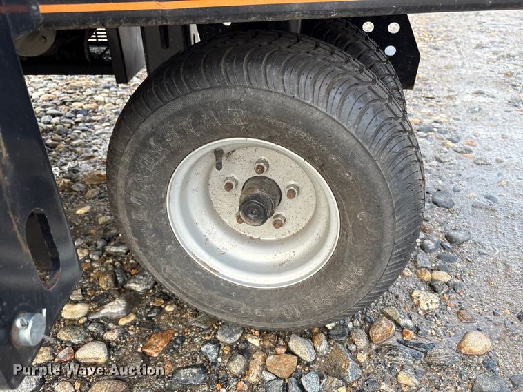 image for item YA2021 2023 Equipter 4000 roofing debris trailer