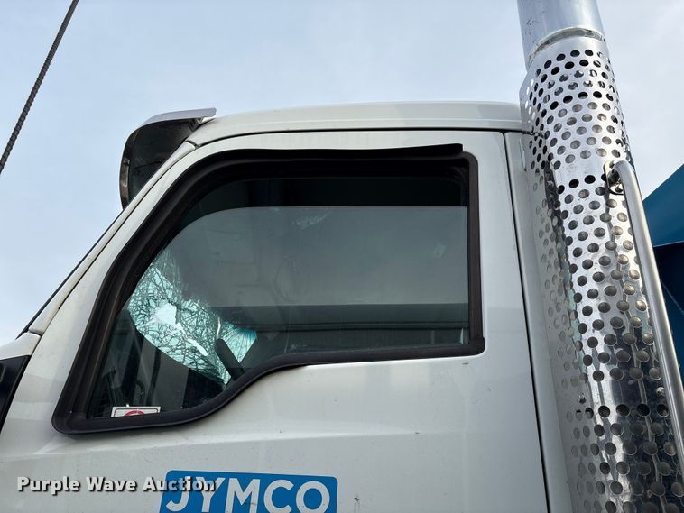 image for item YA2180 2022 Kenworth T880 dump truck