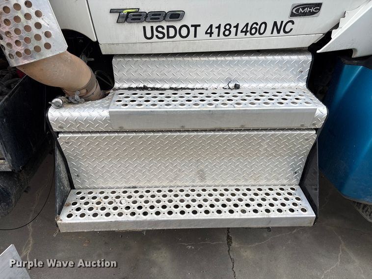 image for item YA2180 2022 Kenworth T880 dump truck