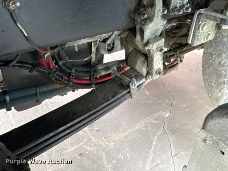 image for item YA2180 2022 Kenworth T880 dump truck