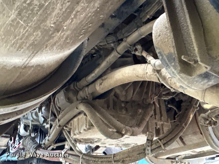 image for item YA2180 2022 Kenworth T880 dump truck