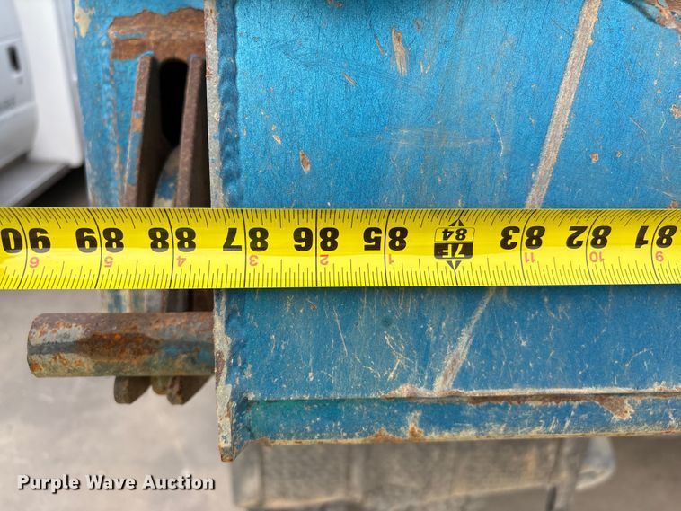 image for item YA2180 2022 Kenworth T880 dump truck