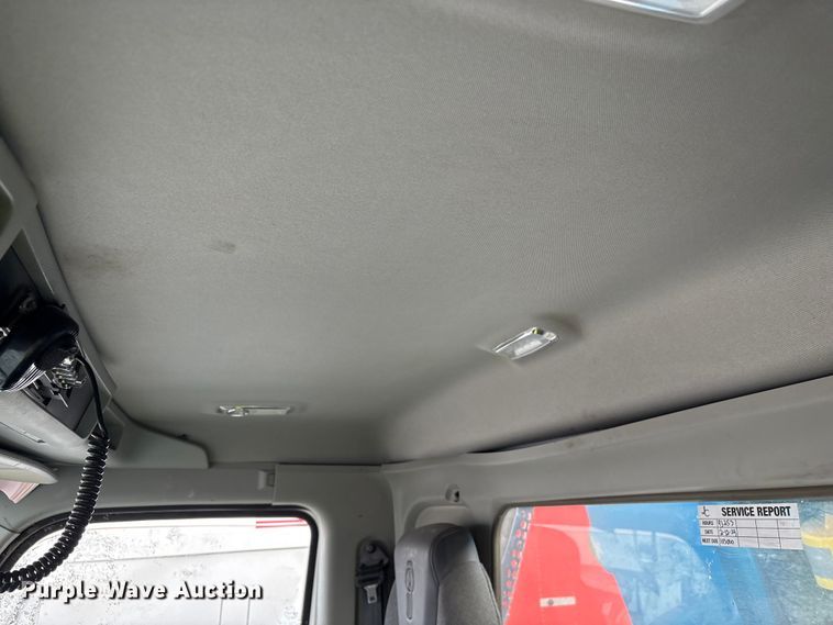 image for item YA2180 2022 Kenworth T880 dump truck