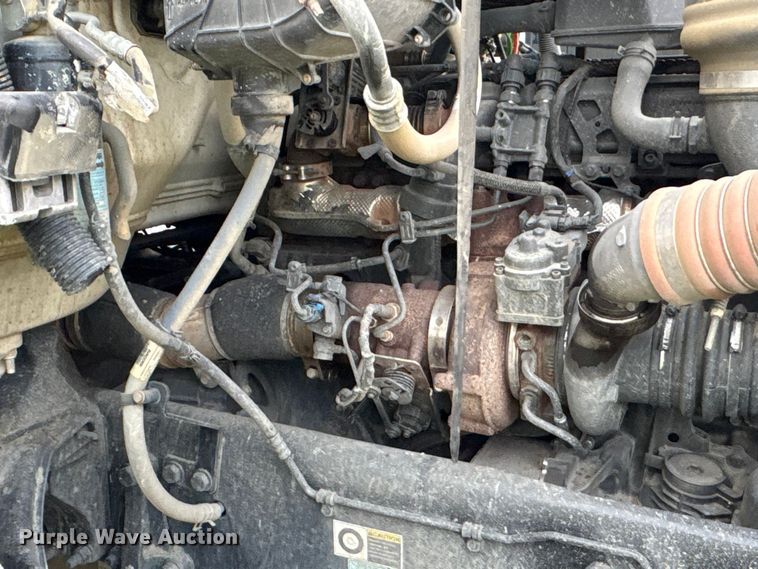 image for item YA2180 2022 Kenworth T880 dump truck