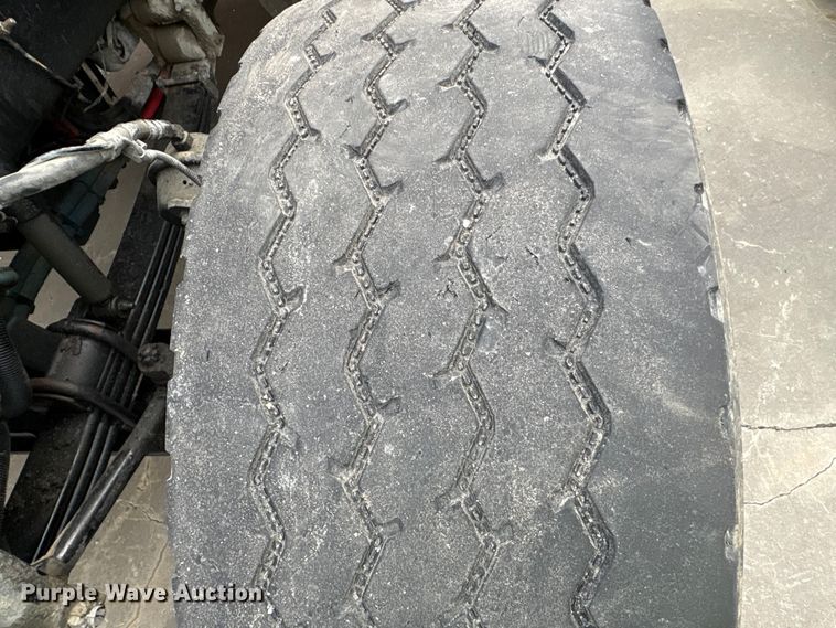 image for item YA2180 2022 Kenworth T880 dump truck