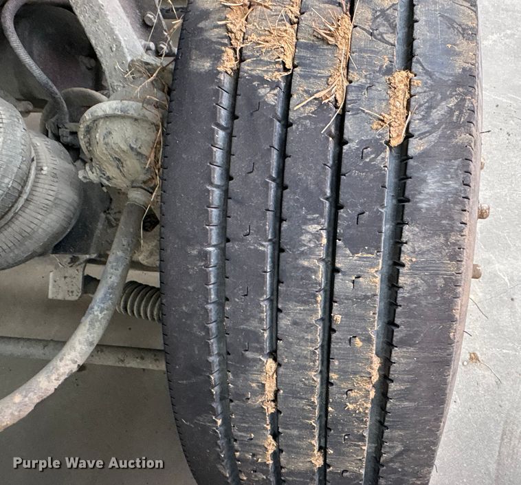 image for item YA2180 2022 Kenworth T880 dump truck