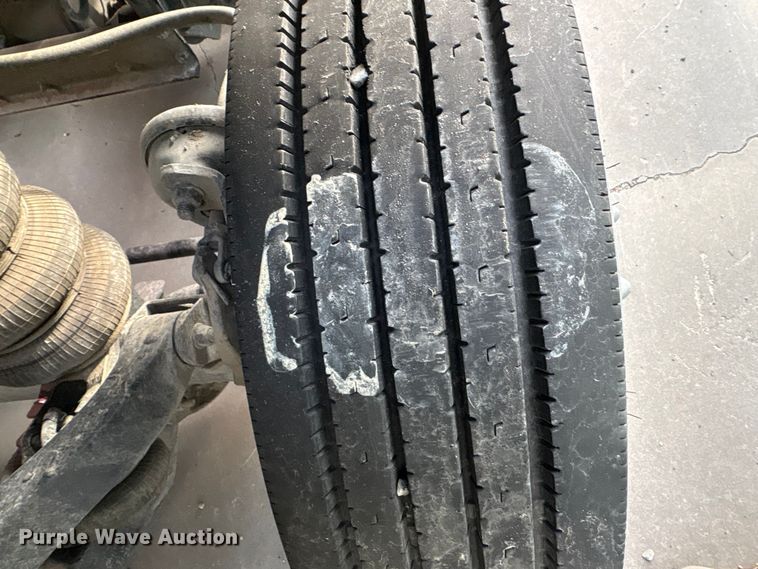 image for item YA2180 2022 Kenworth T880 dump truck