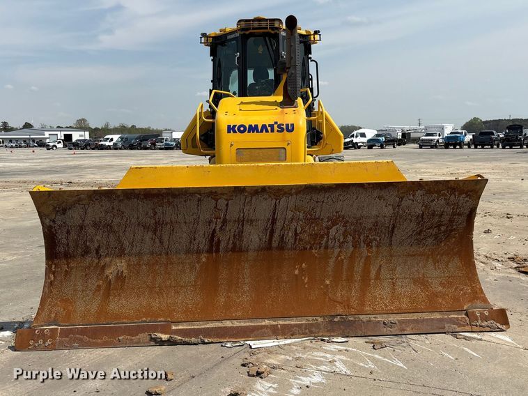 image for item YA2200 2022 Komatsu D71PXI-24 dozer
