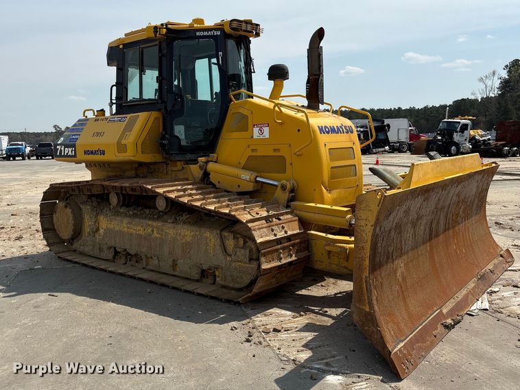 image for item YA2200 2022 Komatsu D71PXI-24 dozer