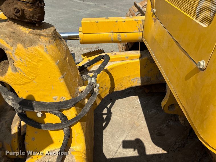 image for item YA2200 2022 Komatsu D71PXI-24 dozer