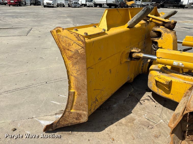 image for item YA2200 2022 Komatsu D71PXI-24 dozer