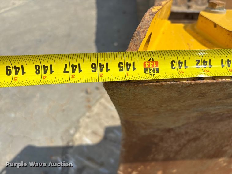 image for item YA2200 2022 Komatsu D71PXI-24 dozer