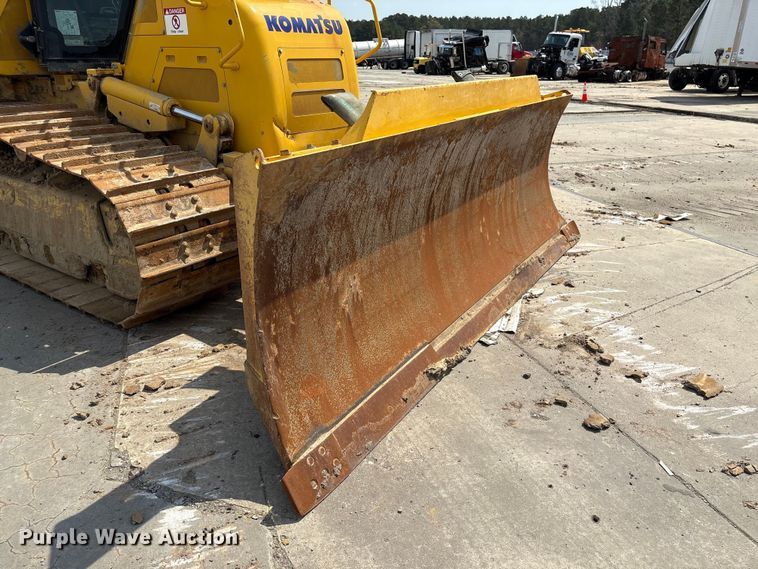 image for item YA2200 2022 Komatsu D71PXI-24 dozer