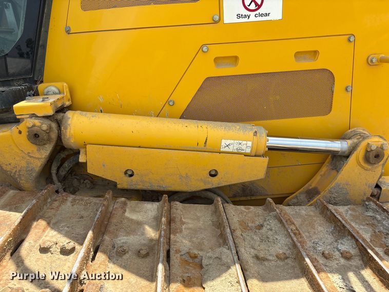 image for item YA2200 2022 Komatsu D71PXI-24 dozer