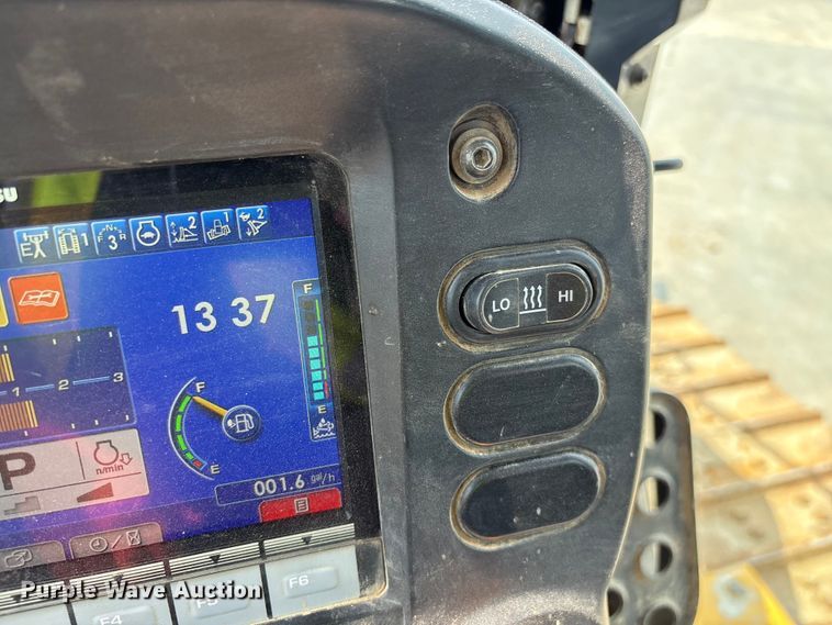 image for item YA2200 2022 Komatsu D71PXI-24 dozer