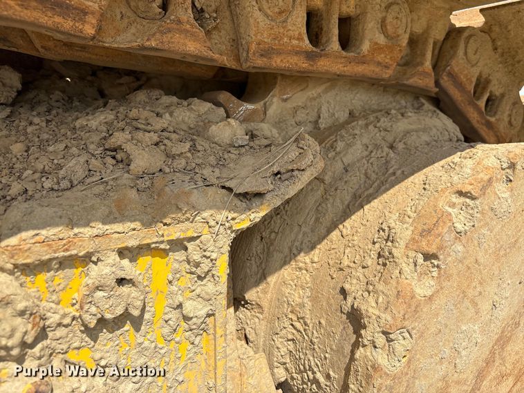 image for item YA2200 2022 Komatsu D71PXI-24 dozer