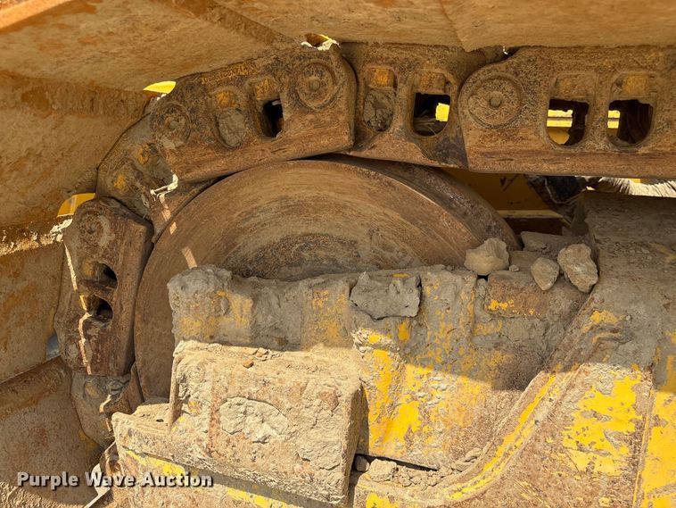 image for item YA2200 2022 Komatsu D71PXI-24 dozer