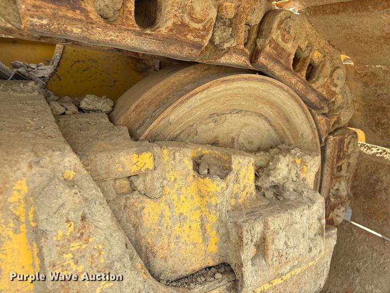 image for item YA2200 2022 Komatsu D71PXI-24 dozer