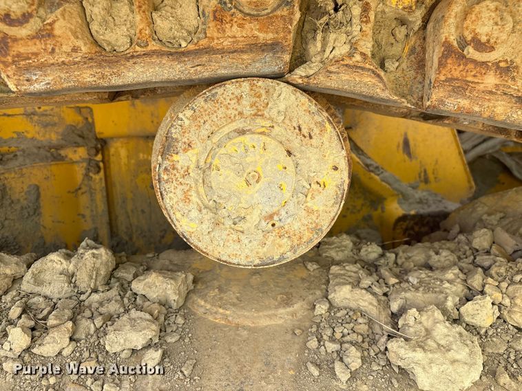 image for item YA2200 2022 Komatsu D71PXI-24 dozer