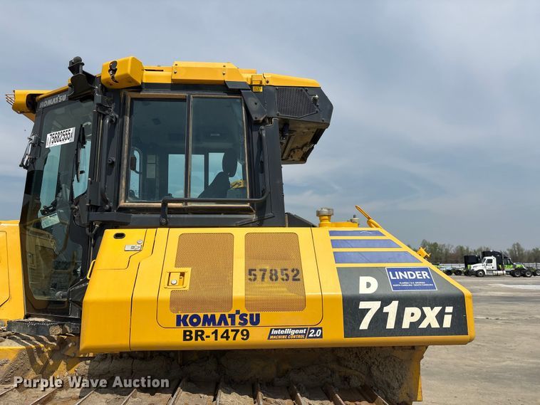 image for item YA2201 2022 Komatsu D71PXI-24 dozer
