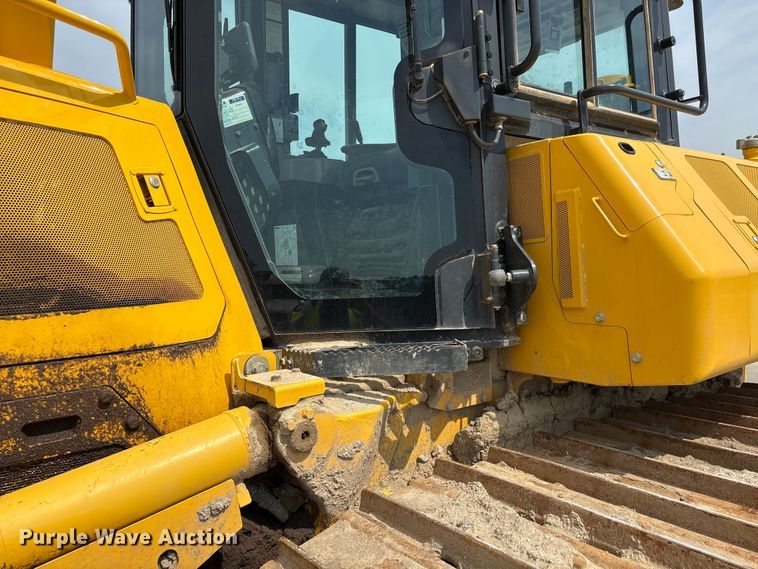 image for item YA2201 2022 Komatsu D71PXI-24 dozer