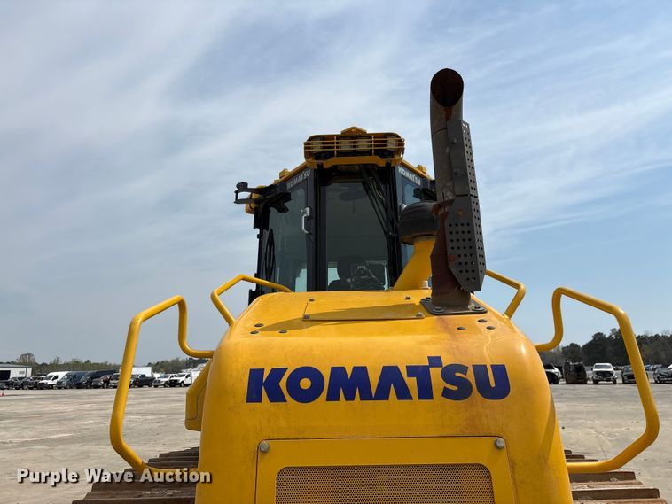 image for item YA2201 2022 Komatsu D71PXI-24 dozer