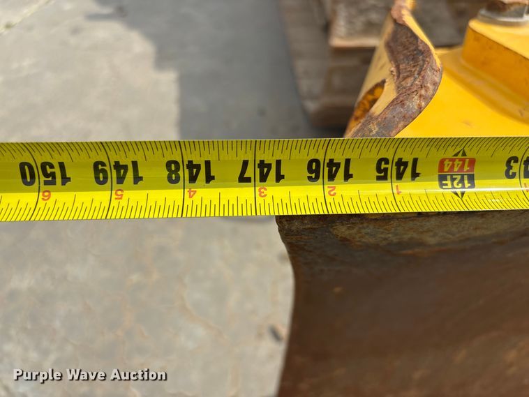 image for item YA2201 2022 Komatsu D71PXI-24 dozer