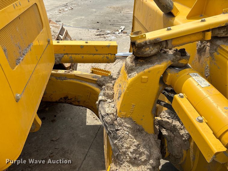 image for item YA2201 2022 Komatsu D71PXI-24 dozer