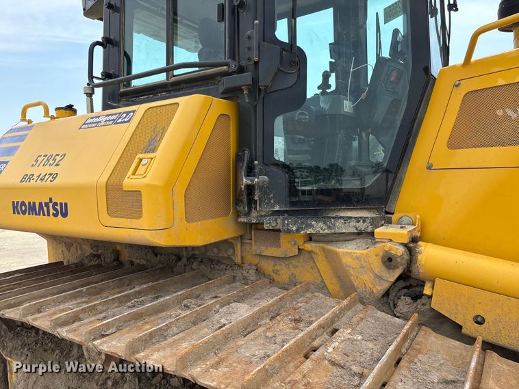 image for item YA2201 2022 Komatsu D71PXI-24 dozer