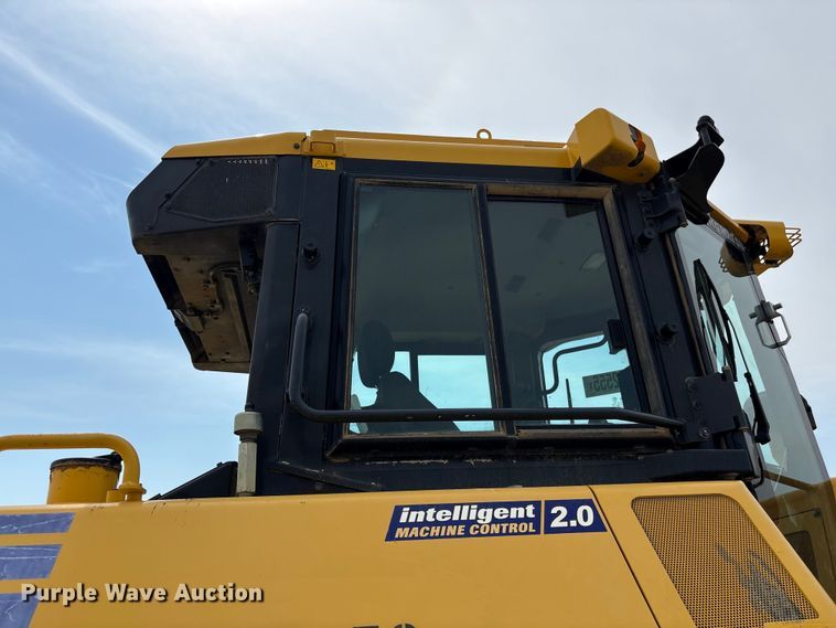 image for item YA2201 2022 Komatsu D71PXI-24 dozer