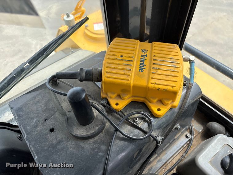 image for item YA2201 2022 Komatsu D71PXI-24 dozer