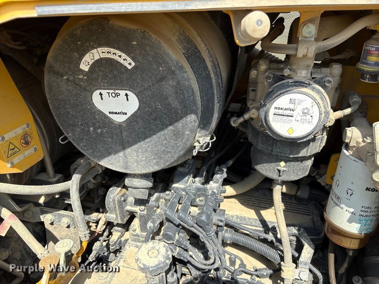 image for item YA2201 2022 Komatsu D71PXI-24 dozer