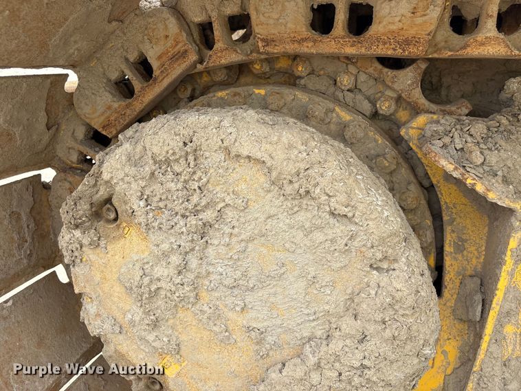 image for item YA2201 2022 Komatsu D71PXI-24 dozer