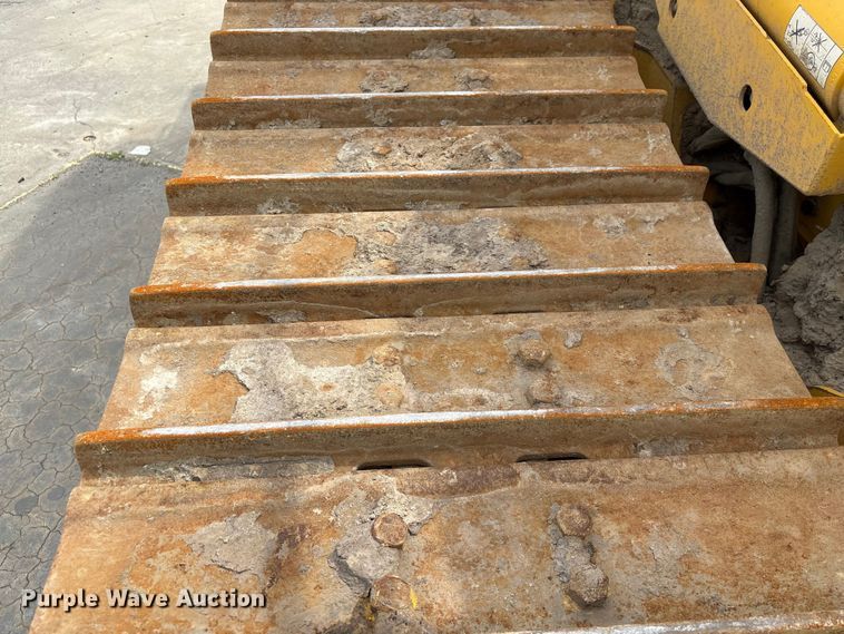 image for item YA2201 2022 Komatsu D71PXI-24 dozer