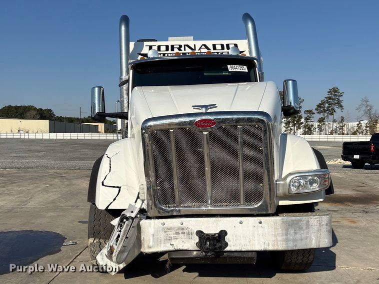 image for item YA2228 2025 Peterbilt 567  hydrovac truck