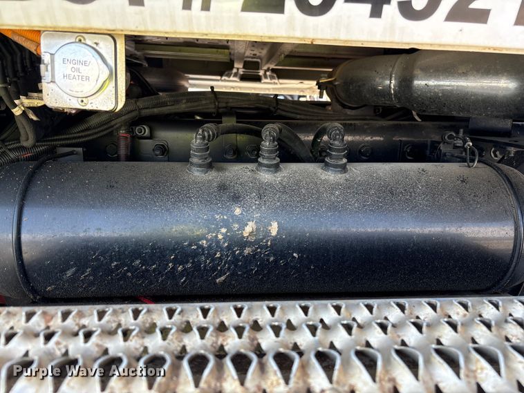 image for item YA2228 2025 Peterbilt 567  hydrovac truck