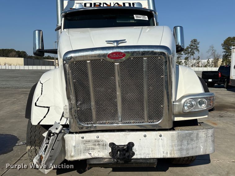 image for item YA2228 2025 Peterbilt 567  hydrovac truck