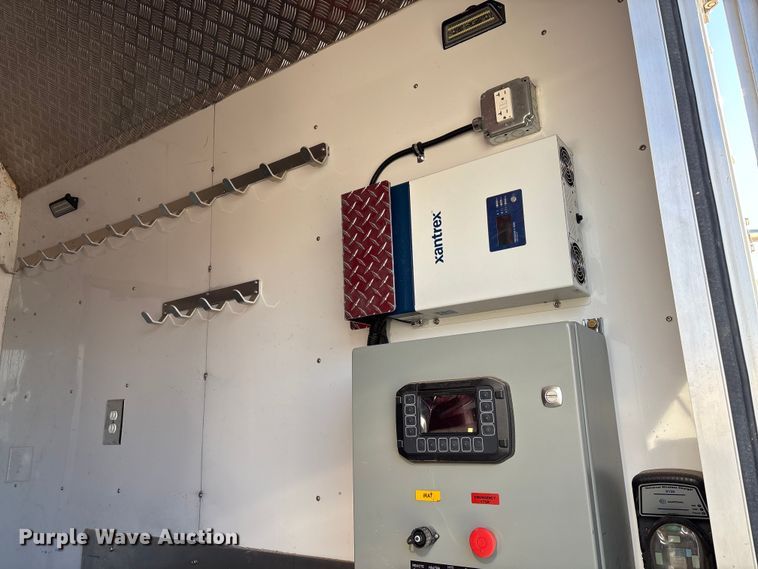 image for item YA2228 2025 Peterbilt 567  hydrovac truck