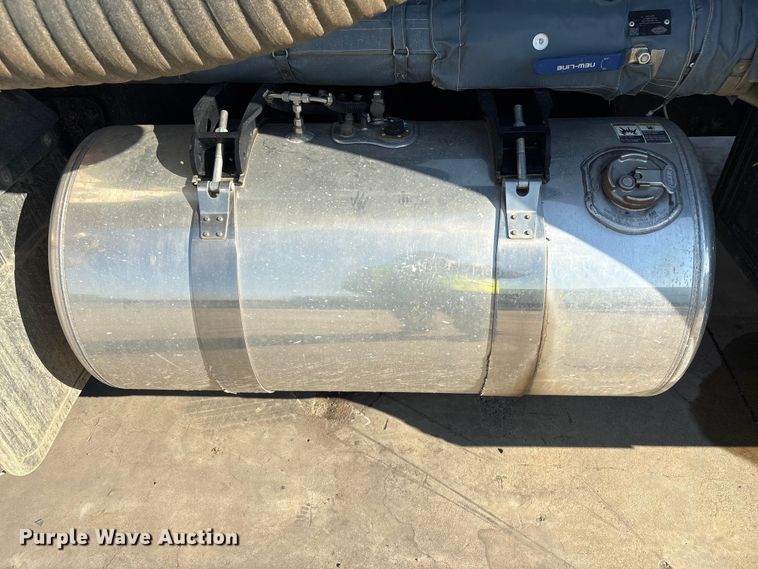 image for item YA2228 2025 Peterbilt 567  hydrovac truck