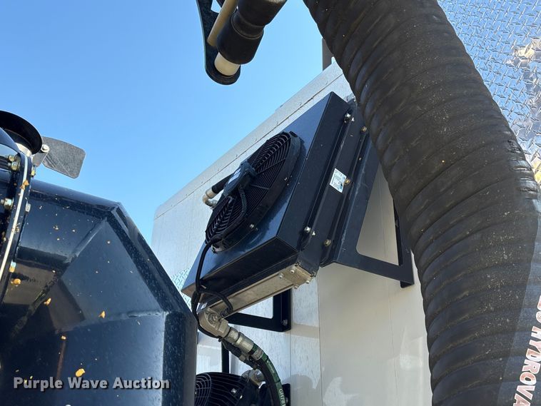 image for item YA2228 2025 Peterbilt 567  hydrovac truck