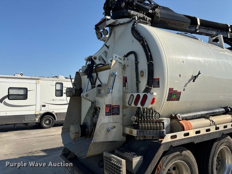 image for item YA2228 2025 Peterbilt 567  hydrovac truck
