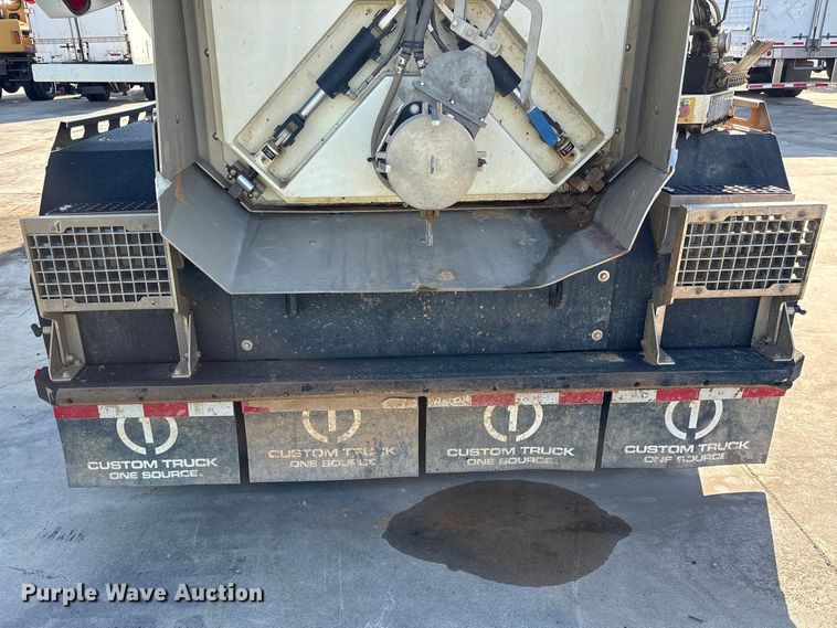 image for item YA2228 2025 Peterbilt 567  hydrovac truck