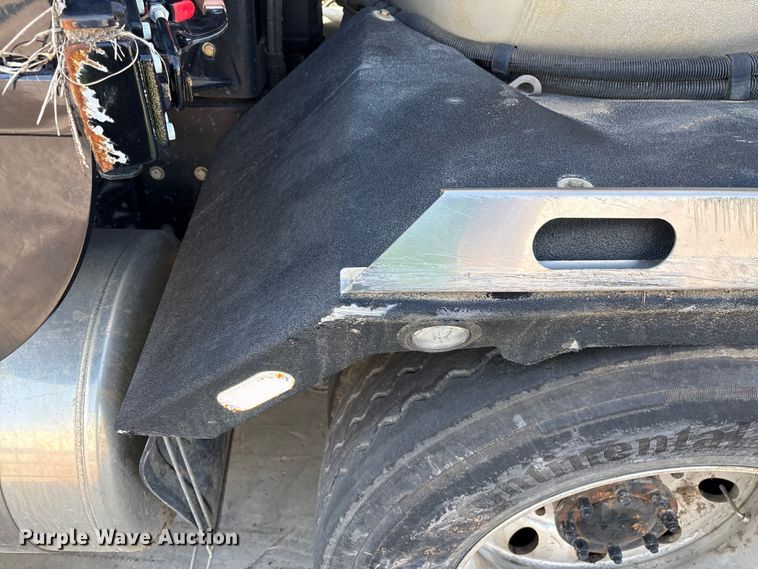 image for item YA2228 2025 Peterbilt 567  hydrovac truck