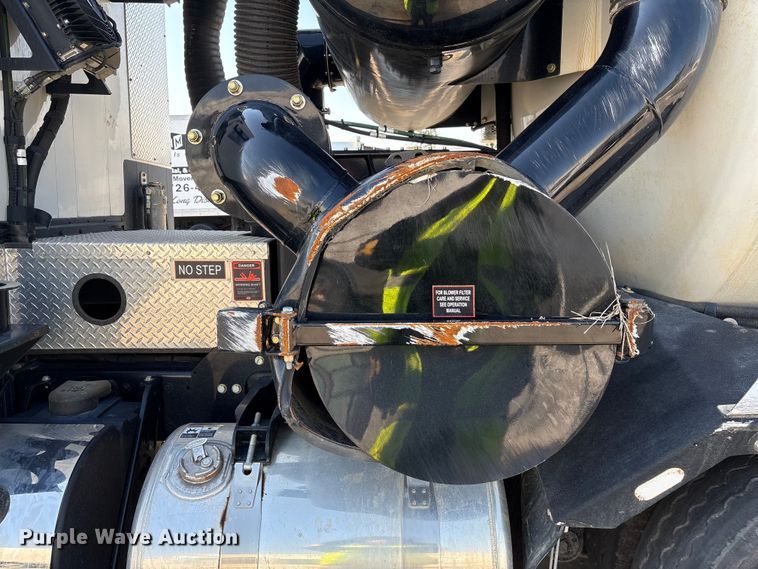 image for item YA2228 2025 Peterbilt 567  hydrovac truck