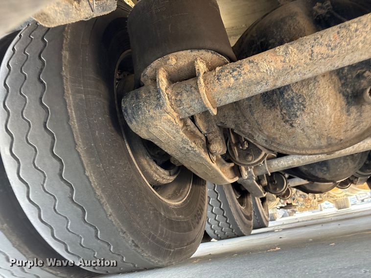 image for item YA2228 2025 Peterbilt 567  hydrovac truck